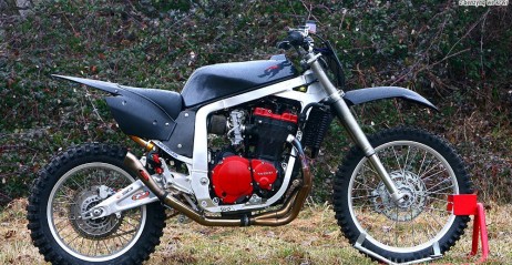 GSX-R 1100 w wersji motocross